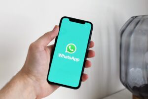 スマホでライブチャットアプリの使い方を徹底解説するには？