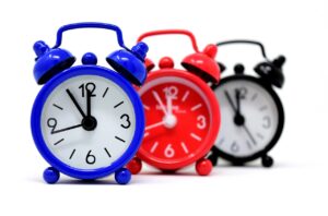 スマホの一日の使用時間は理想的にどれくらいが望ましい？