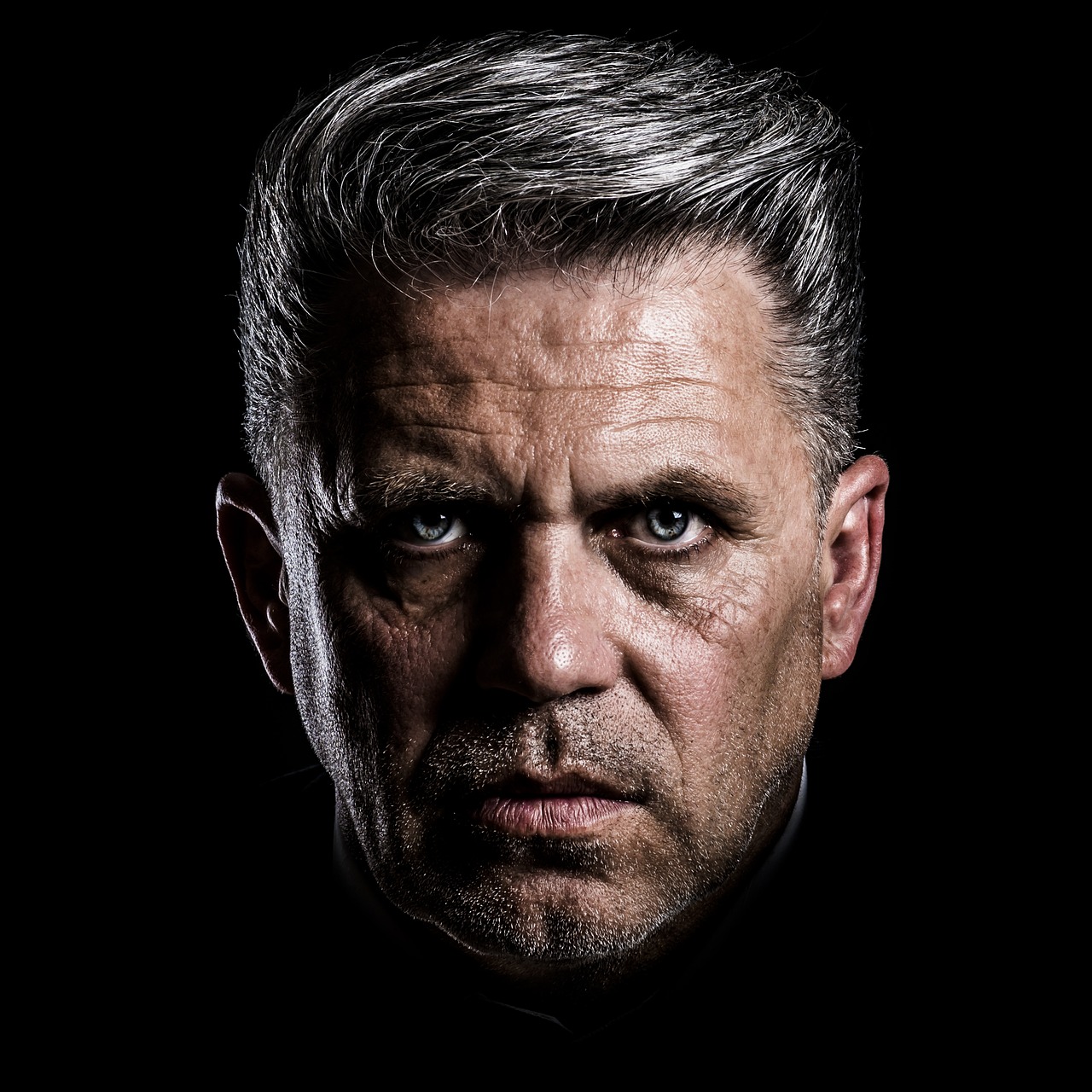 スマホで簡単にできるチャットを活用した仕事の効率化とは？