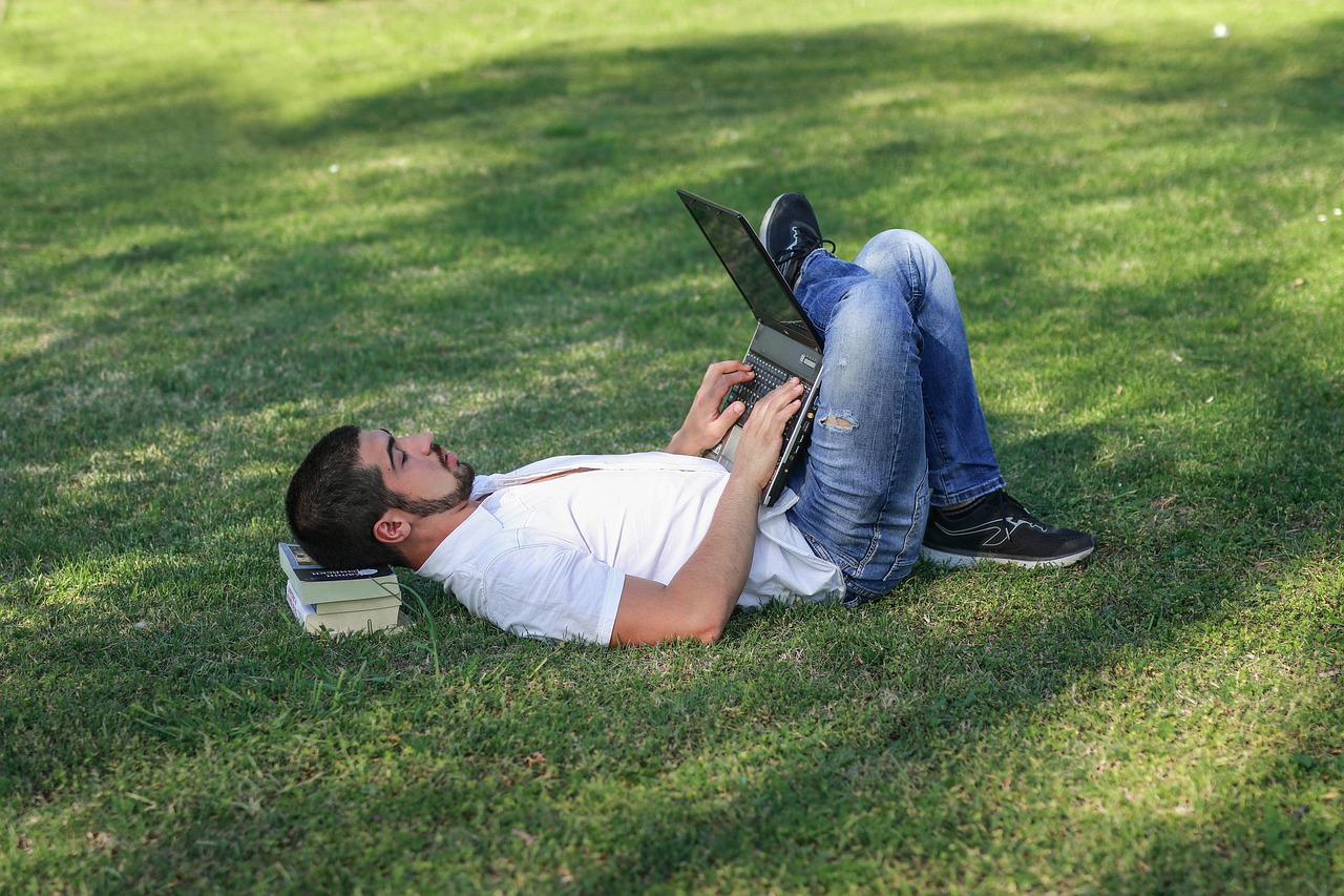 確実に稼げるスマホ副業の始め方は？